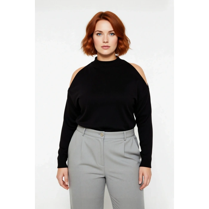 Kadın Relaxed Kalıp Dik Yaka Düşük Uzun Kollu Omzu Açık Detaylı Modern Konforlu Triko Kazak