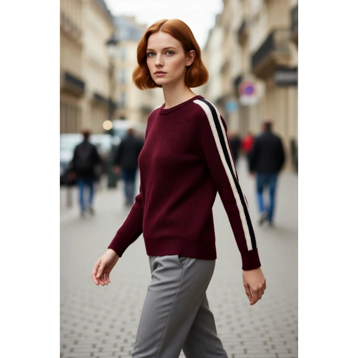 Kadın Renk Bloklu Oversize Bisiklet Yaka Triko Kazak Soğuk Havalar İçin Modern ve Trend Bir Seçim