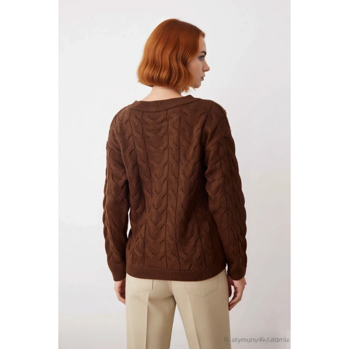 Kadın Saç Örgü Desenli Kayık Yaka Triko Kazak %100 Akrilik Uzun Kollu Regular Kalıp Günlük Kullanım