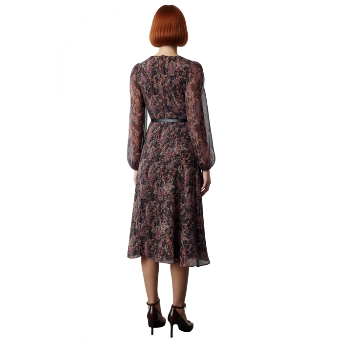 Kadın Şifon Kruvaze Yaka Elbise Soyut Desenli Kemer Detaylı Uzun Balon Kol Midi Boy Skater