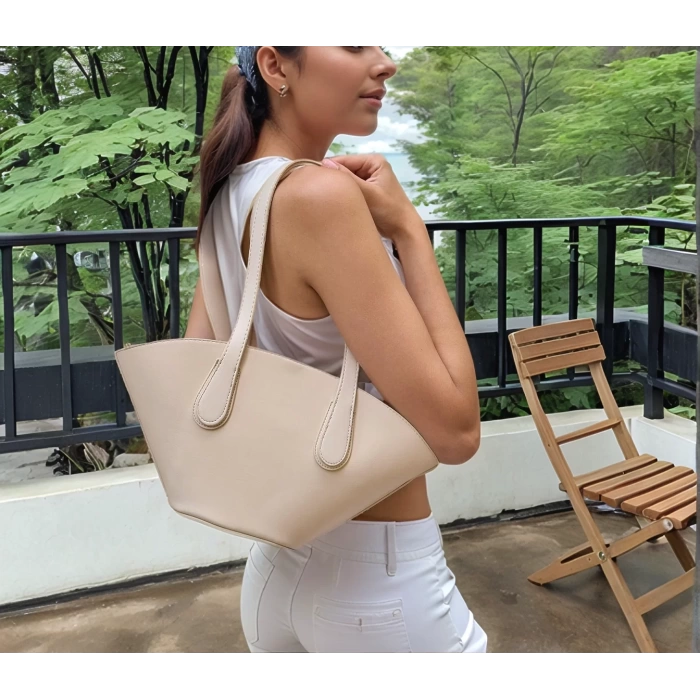Kadın Şık Bej Suni Deri Shopper Çanta Günlük Ve İş Kullanımı İçin Özenle Seçilmiş Mükemmel Uyum