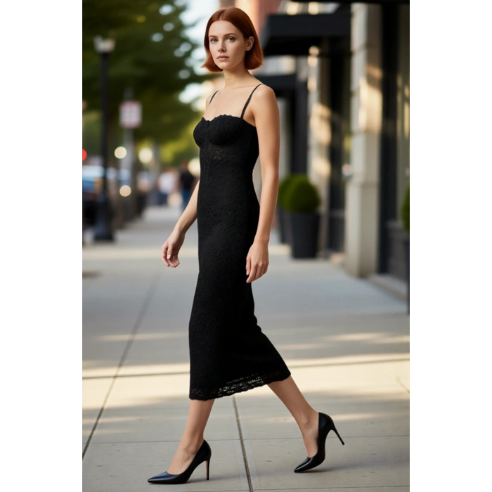 Kadın Şık Bodycon Midi Elbise İnce Askılı Kalp Yaka Dantel Detaylı Astarlı Özel Davet Elbisesi