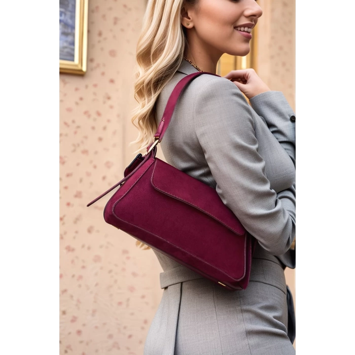 Kadın Şık Minimal Süet Kol Çantası Kapaklı Tasarım Günlük ve Özel Modern Stil Günlük Kullanım İçin