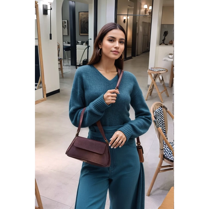 Kadın Şık Minimal Süet Kol Çantası Kapaklı Tasarım Günlük ve Özel Modern Stil Günlük Kullanım İçin