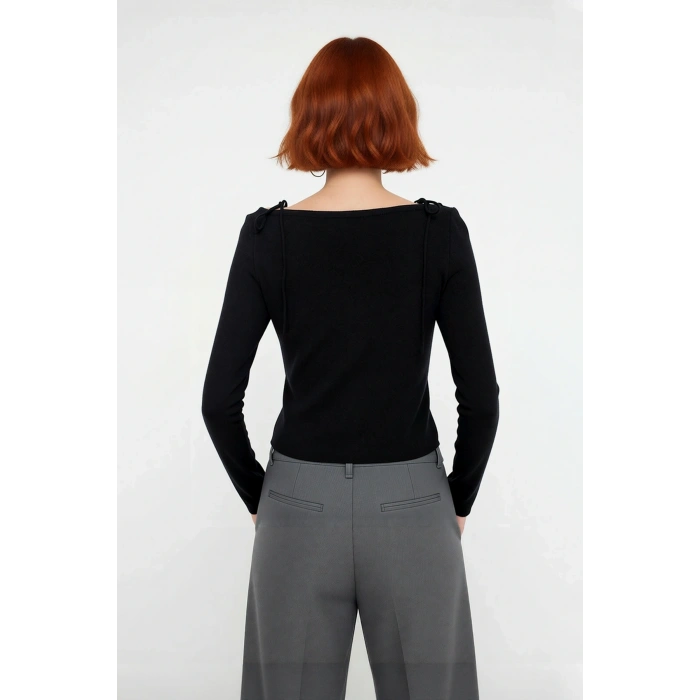 Kadın Siyah Fitted Kayık Yaka Crop Triko Hırka İnce Düşük Kol Uzun Kollu Basic Şık Tasarım