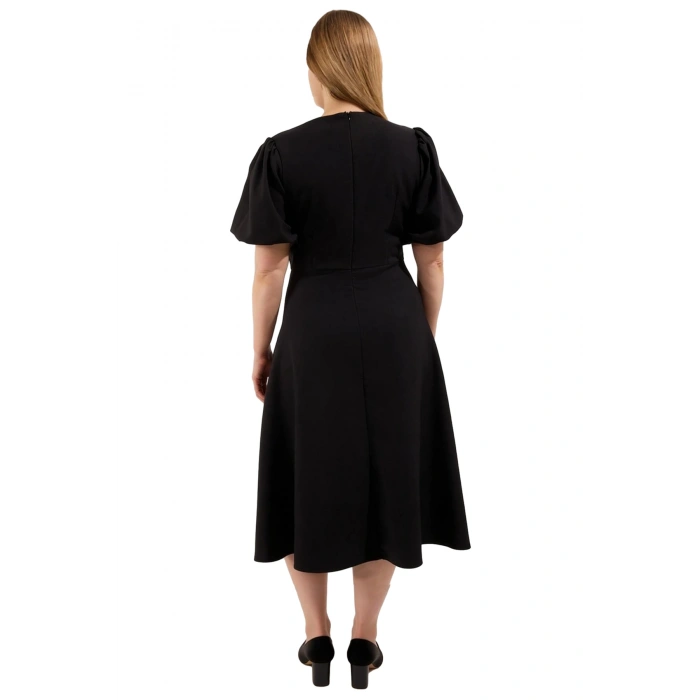 Kadın Skater Kalıp Dokuma Midi Boy Kısa Kol Şık Elbise Modern Ve Zarif Detaylarla Göz Kamaştırır