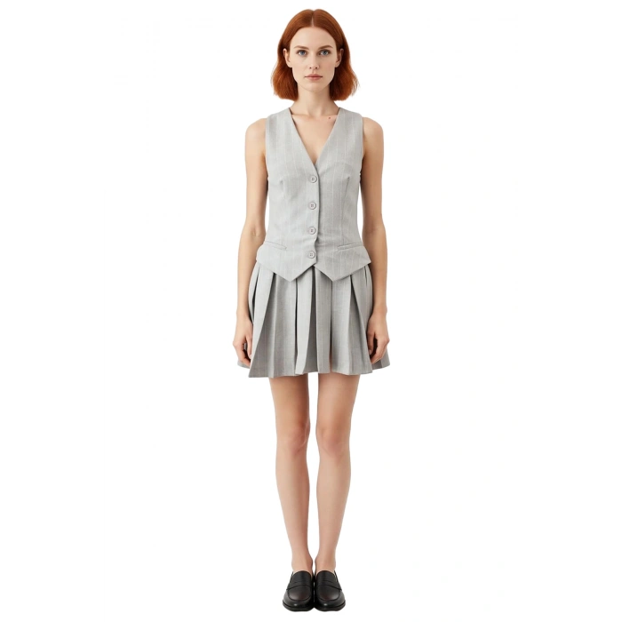 Kadın Skater Kalıp Kolsuz V Yaka Çizgili Poliviskon Mini Elbise Şık Ve Rahat Bir Tercih Kaliteli