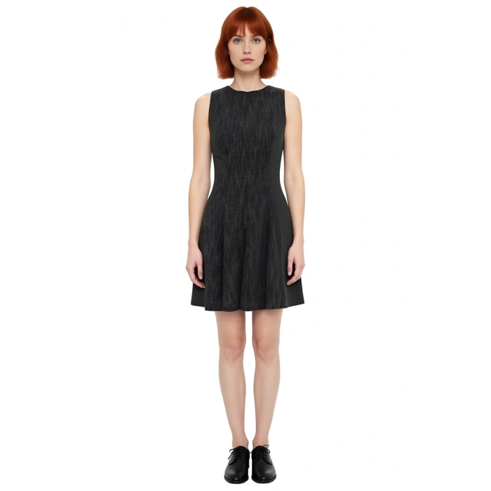 Kadın Skater Kesim Kolsuz Mini Elbise Bisiklet Yaka Dokuma Kumaş Yaz Ve İlkbahar Şıklığı Kaliteli