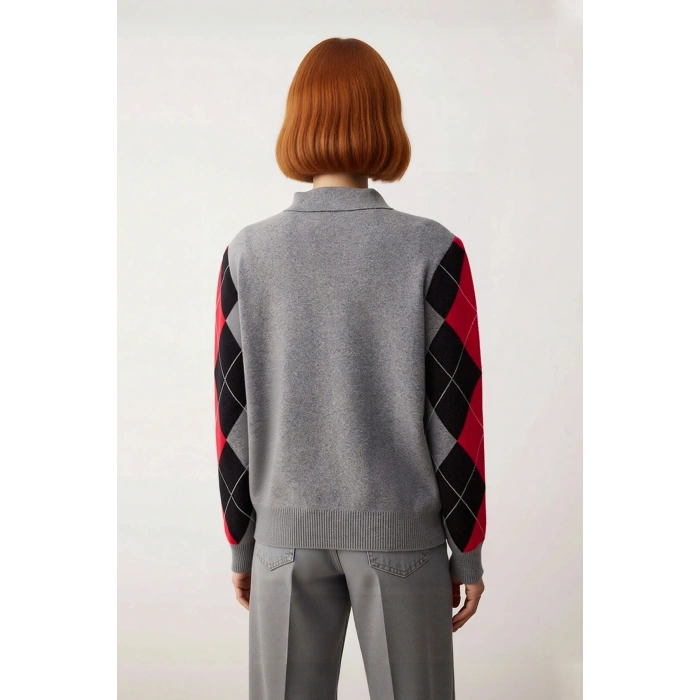 Kadın Soğuk Havaların Gözdesi Baklava Desenli Polo Yaka Triko Kazak Konforlu ve Şık Kaliteli