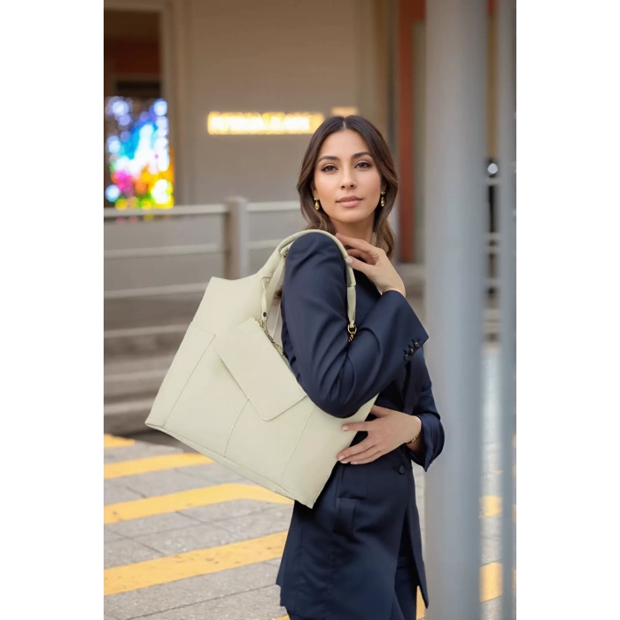 Kadın Suni Deri El Ve Omuz Çantası Yan Cepli Cüzdan Detaylı Günlük Kullanım Şık Görünüm Modern Stil
