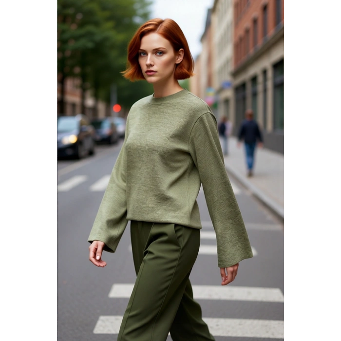 Kadın Sürdürülebilir Akrilik Materyal Regular Kalıp Uzun İspanyol Kol Triko Kazak Kış Modası