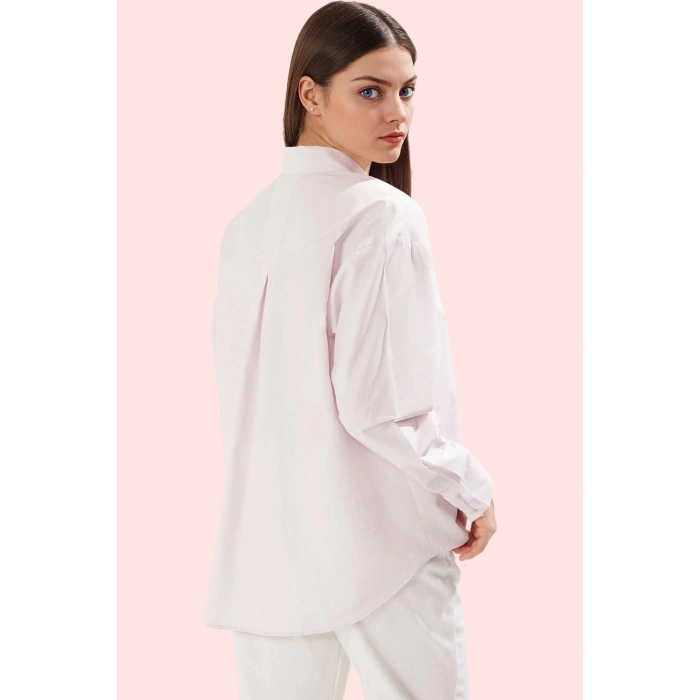 Kadın Taş Detaylı Gömlek Oversize Uzun Kollu Günlük Stil Hafta Sonu Yaz Aylarının Vazgeçilmezi