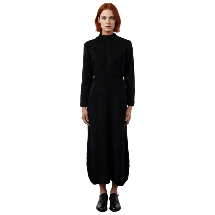 Kadın Tesettür Dantel Detaylı Balon Kol Dik Yaka Skater Maxi Triko Elbise Kış Kombinleri İçin İdeal