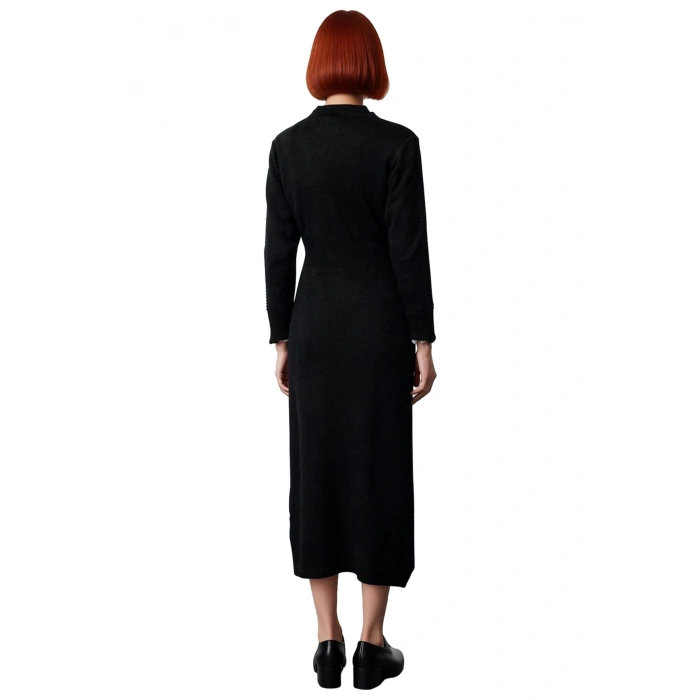 Kadın Tesettür Dantel Detaylı Balon Kol Dik Yaka Skater Maxi Triko Elbise Kış Kombinleri İçin İdeal