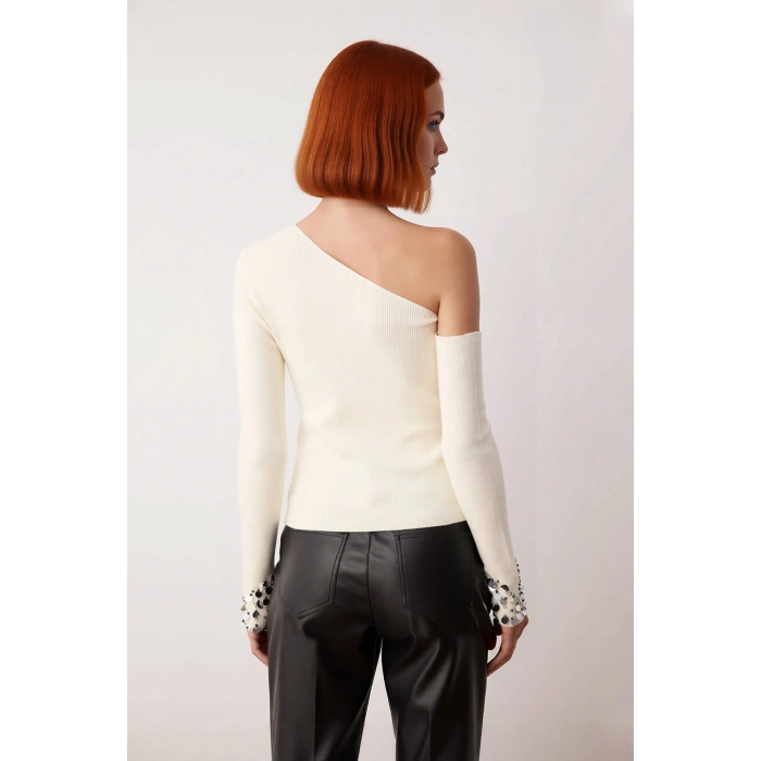 Kadın Triko Asimetrik Yaka Kol Ucu Payetli Şık Rahat Kesim Düşük Kazak İlkbahar Sonbahar