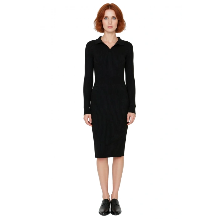 Kadın Triko Bodycon Midi Uzun Kol Polo Yaka Düz Elbise Şık ve Modern Kış Giyimi Rahat Kullanım