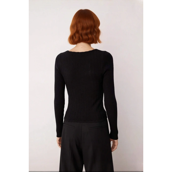 Kadın Triko Fitted Havuz Yaka İnce Dokulu Crop Model Uzun Kollu Şık İlkbahar Sonbahar Kazak