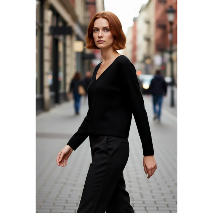 Kadın Triko Kazak V Yaka Orta Kalınlık Regular Kalıp Düz Desen Standart Uzun Kol Şık Seçim