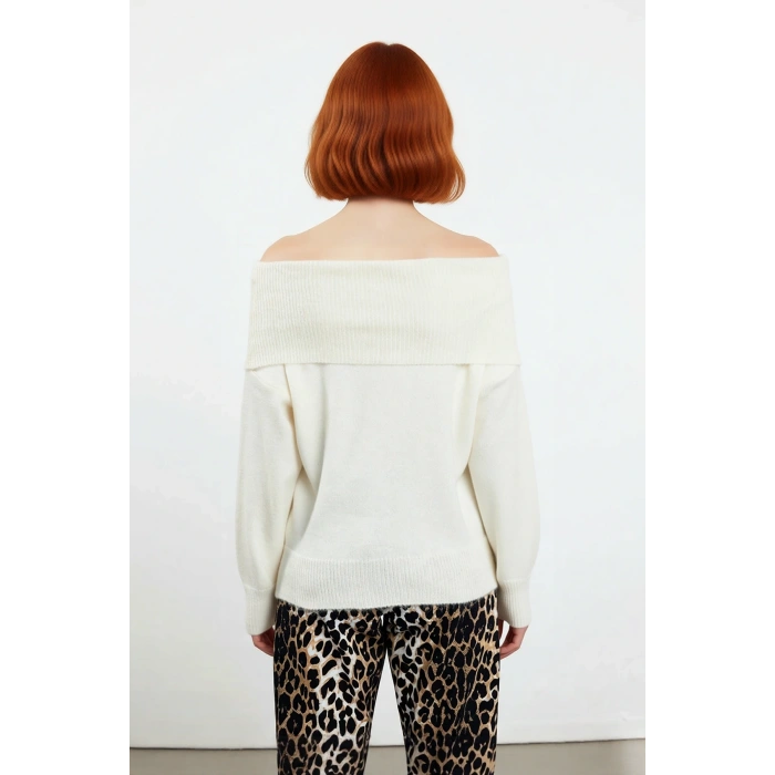 Kadın Triko Kışlık Kazak Regular Kalıp Uzun Kollu Carmen Yaka Günlük ve Şık Kombinler İçin