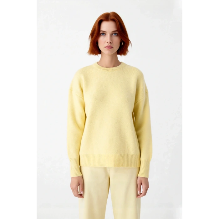 Kadın Triko Kumaş Düz Desenli Oversize Bisiklet Yaka Kazak Soğuk Günler İçin İdeal Seçim Kaliteli