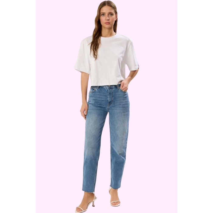 Kadın Uzun Boy Normal Bel Denim Mom Jean Geniş Paça Comfort Günlük Yaz Aylarının Vazgeçilmezi