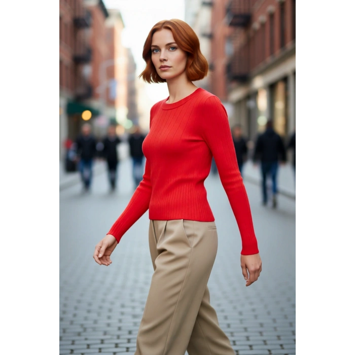 Kadın Uzun Kollu Basic Fitted Bisiklet Yaka Triko Kazak İlkbahar Sonbahar Günlerine Şıklık Katıyor