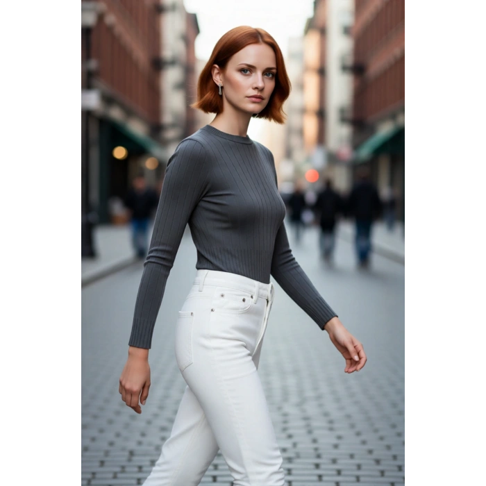 Kadın Uzun Kollu Basic Fitted Bisiklet Yaka Triko Kazak İlkbahar Sonbahar Günlerine Şıklık Katıyor
