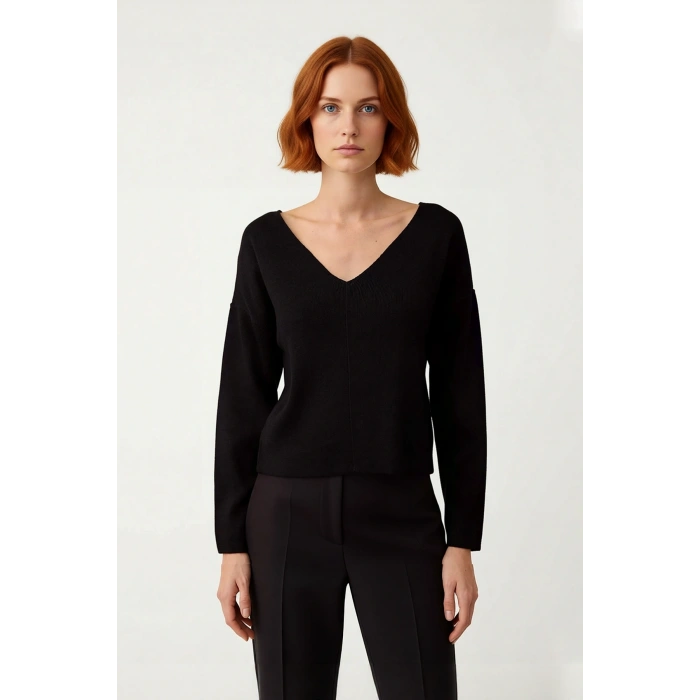 Kadın V Yaka Triko Kazak Düz Desen Regular Kalıp Korse Dikiş Detayı Uzun Kol Gündüz Gece Kaliteli