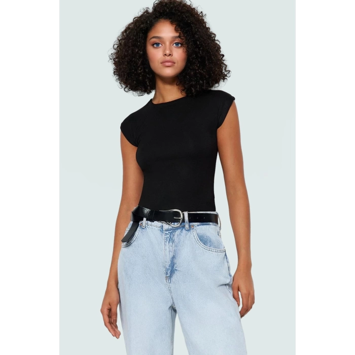 Kadın Viskoz Ribana Fitted Bluz Günlük Yazlık Rahat Kesim Özel Tasarım Seçkin Malzeme