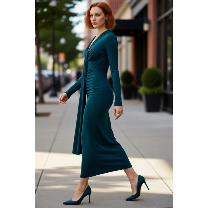 Kadın Vücuda Oturan Düz Drapeli Maxi Elbise V Yaka Tasarımıyla Şık Kokteyl Kombinleri İçin İdeal