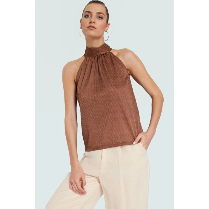 Kadın Yazlık Bluz Halter Yaka Pilise Dokuma Regular Kalıp Polyester Kumaş