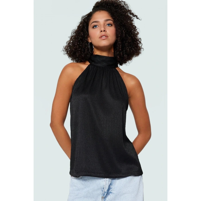 Kadın Yazlık Bluz Halter Yaka Pilise Dokuma Regular Kalıp Polyester Kumaş