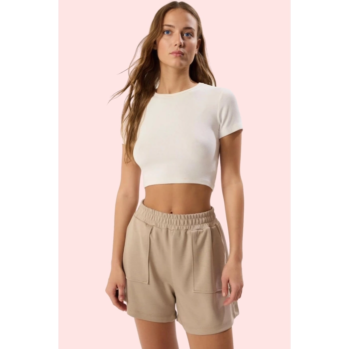 Kadın Yazlık Kısa Şort Casual Günlük Stil Cepli Kaliteli Malzeme Yaz Aylarının Vazgeçilmezi