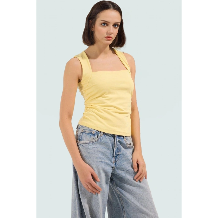 Kadın Yazlık Kolsuz Bluz Pamuklu Rahat Kare Yaka Premium Kalite Modern Stil