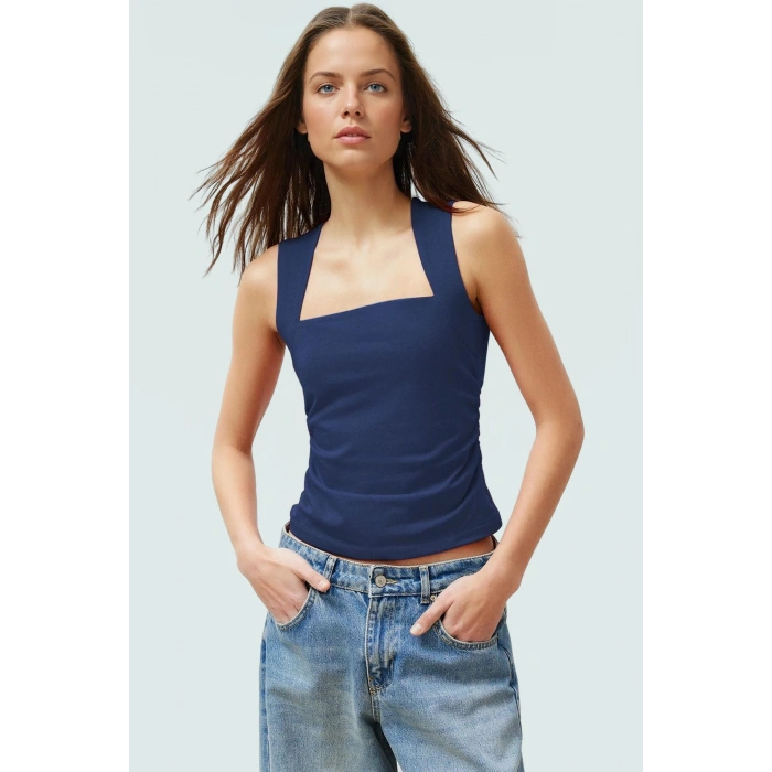 Kadın Yazlık Kolsuz Bluz Pamuklu Rahat Kare Yaka Premium Kalite Modern Stil