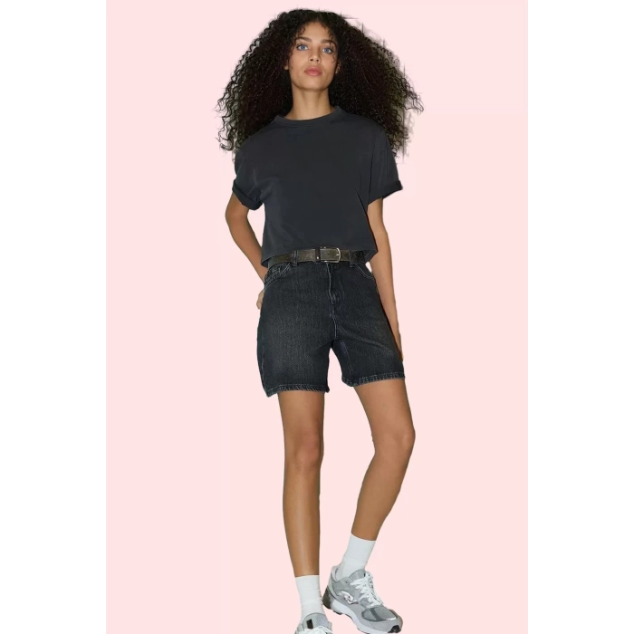 Kadın Yazlık Pamuk Denim Bermuda Şort Casual Tarz Günlük Kullanım Yaz Aylarının Vazgeçilmezi
