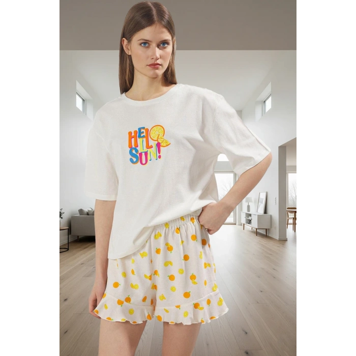 Kadın Yazlık Pamuklu Pijama Takımı Bisiklet Yaka Volanlı Şortlu Rahat Tasarım Seçkin Malzeme