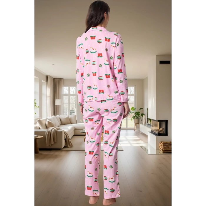 Kadın Yılbaşı Desenli Pamuklu Pijama Takımı Konforlu Kesim Yüksek Kalite Profesyonel Görünüm