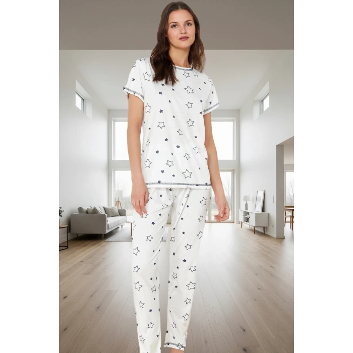 Kadın Yıldız Desenli Kısa Kollu Regular Pijama Takımı Profesyonel Görünüm Konforlu Kesim