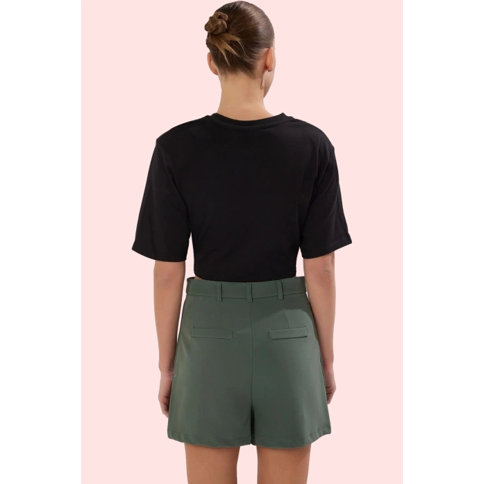 Kadın Yüksek Bel Boru Paça Şort Polyester Elastan Nefes Alabilir Kumaş Yaz Aylarının Vazgeçilmezi