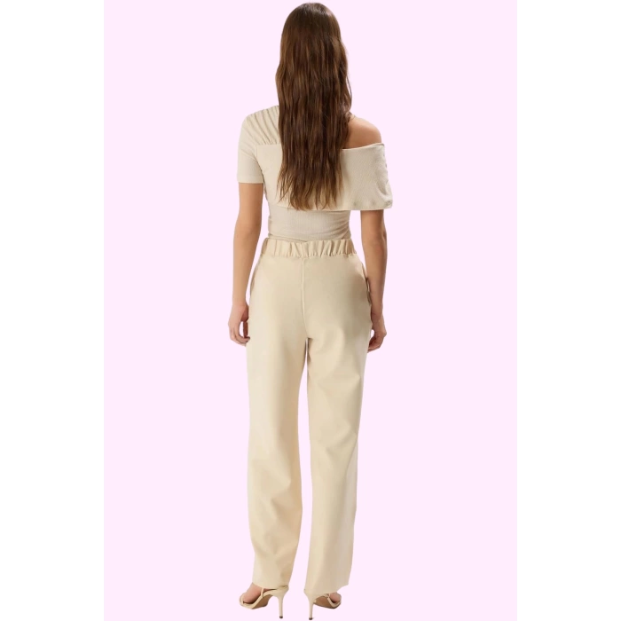 Kadın Yüksek Bel Geniş Paça Örme Pantolon Regular Boy Düz Desen Yaz Aylarının Vazgeçilmezi