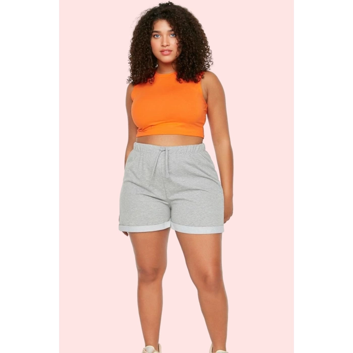 Kadın Yüksek Bel Örme Şort Rahat Straight Kalıp Çift Cepli Günlük Kombinler Modern Tasarım