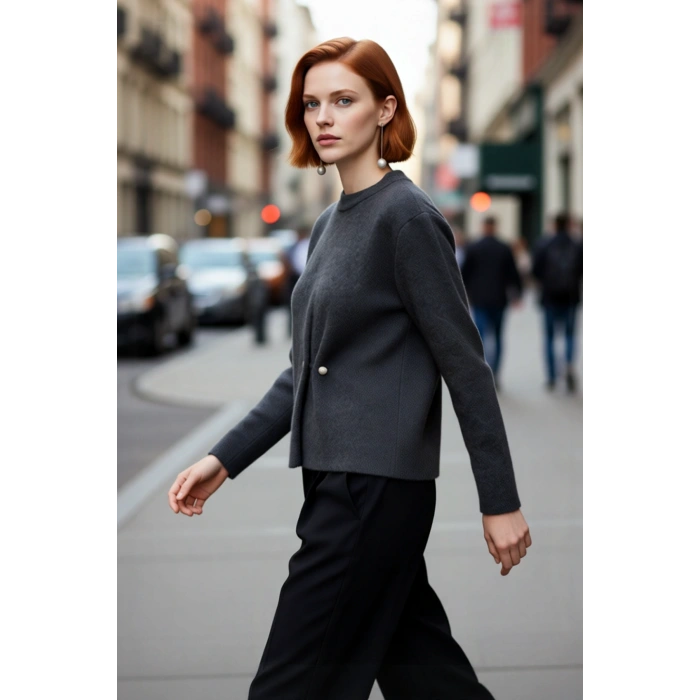 Kadın Yumuşak Dokulu Regular Triko Kazak Bisiklet Yaka Uzun Kollu İnci Detaylı Kış Stili Kaliteli