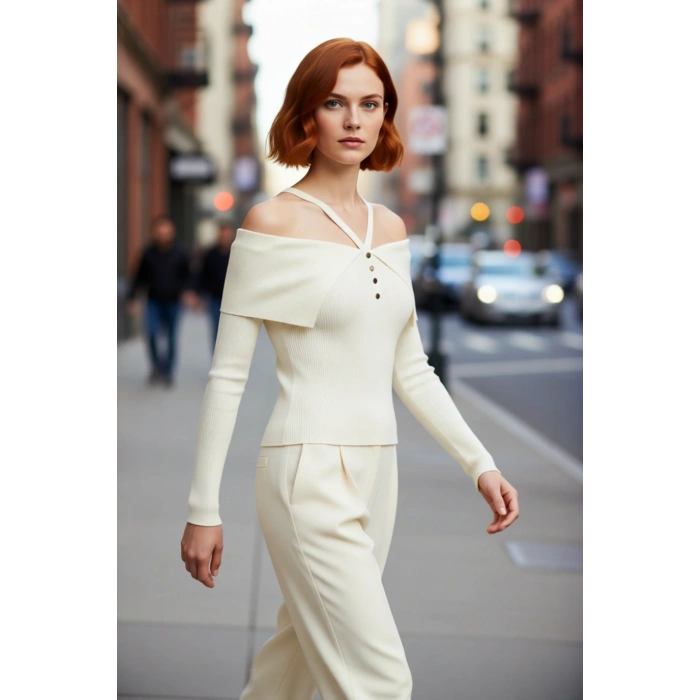 Kadın Zarif Carmen Yaka Askılı Tasarım Fitted Triko Kazak Düz Desenli Uzun Kollu Çok Yönlü Kombin