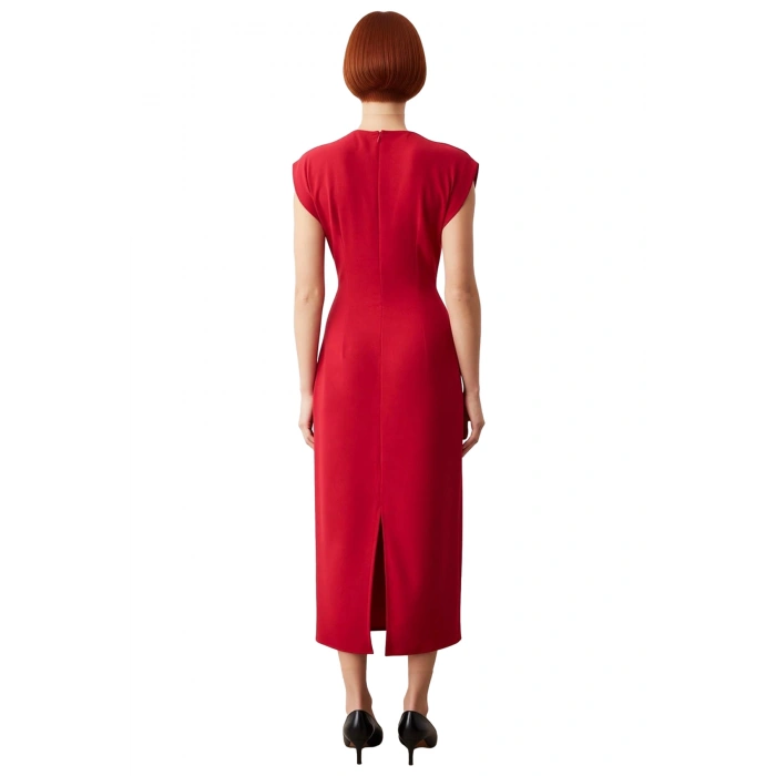 Kadın Zarif Midi Dokuma Elbise Krep Kumaş Degaje Yaka Aksesuarlı Özel Günlere Uygun Shift Kesim