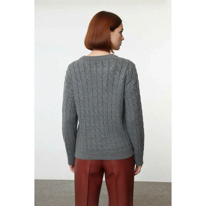 Kadınlar İçin Antrasit Gri Regular Kalıp Saç Örgü Triko Kazak Kış Günleri İdeal Seçim