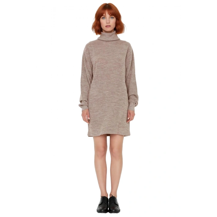 Kadınlar İçin Düz Desen Balıkçı Yaka Uzun Kollu Shift Kalıp Akrilik Triko Mini Elbise Kış Sezonu