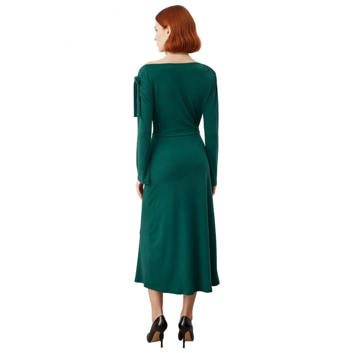 Kadınlar İçin Şık Düşük Kol Uzun Boy Midi A Kesim Örme Sandy Kumaş Bağlama Detaylı Asimetrik Yaka