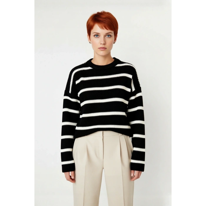 Kadınlara Özel Oversize Çizgili Triko Kazak Bisiklet Yaka Uzun Kollu Kış Stiline Modern Dokunuş