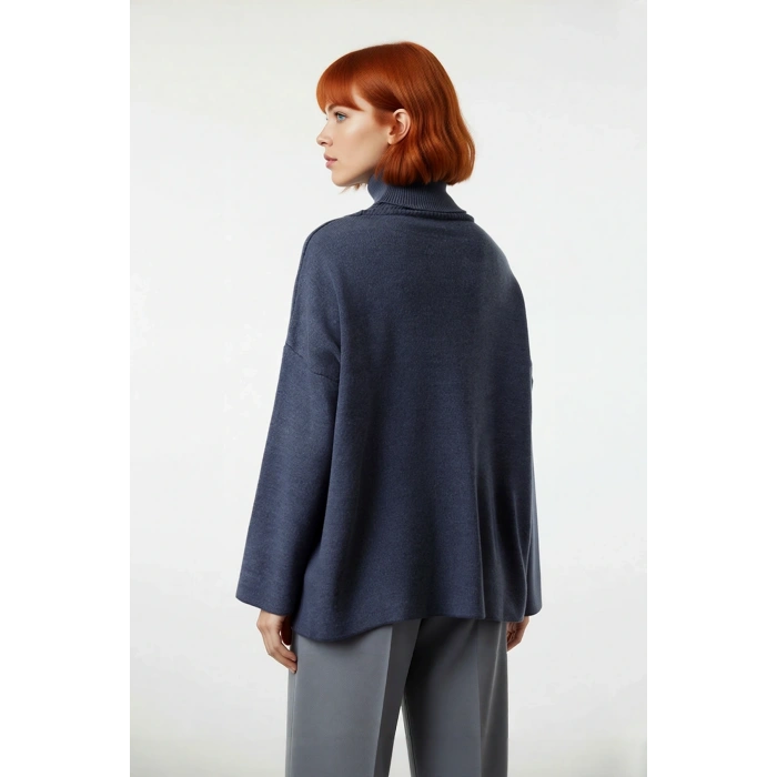 Kadınlara Özel Oversize Kesim Düz Desen Balıkçı Yaka Uzun Kollu Triko Kazak Kış Modası Kaliteli
